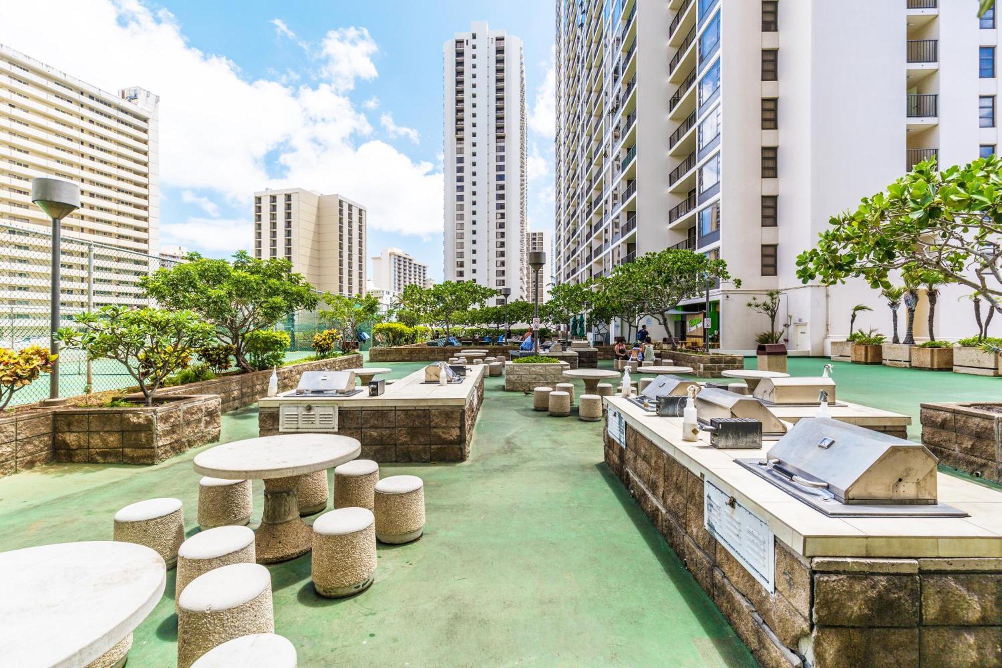 Great Ocean View Condo, Near Beach With Free Parking! Honolulu Zewnętrze zdjęcie